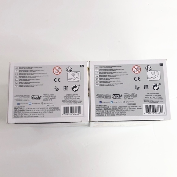 NIB Funko Pop Wonder Woman WW84 Golden Armor 330 & 325 - Picture 6 of 6